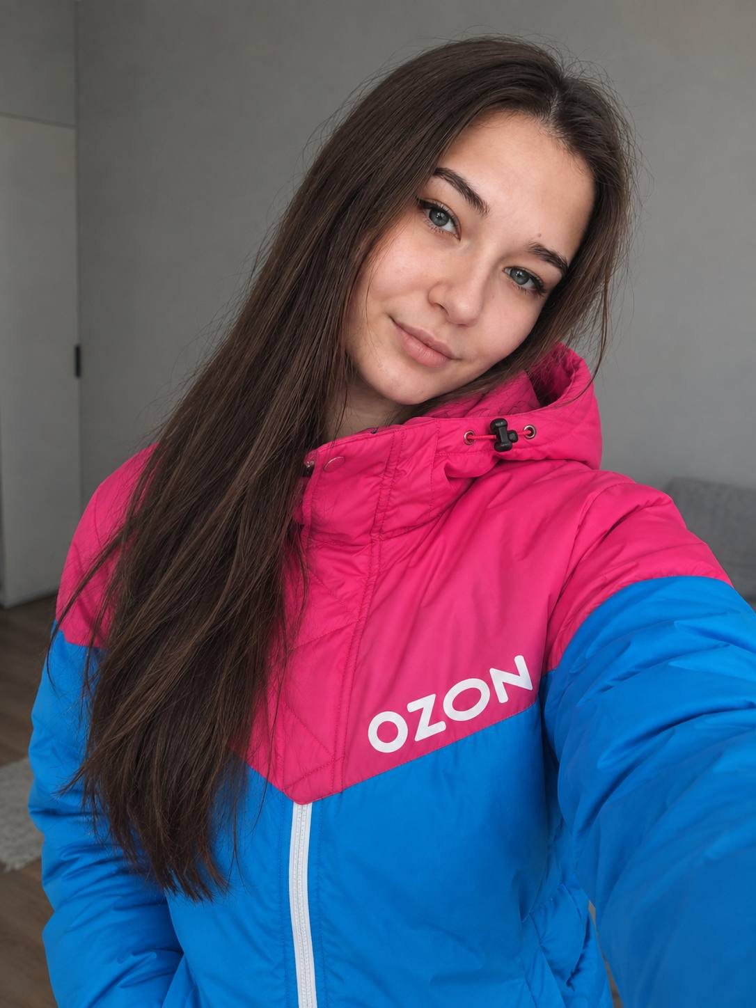 Участница сообщества в куртке Ozon